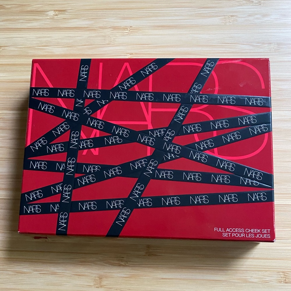 NARS FULL ACCESS CHEEK SET (includes Orgasm blush)